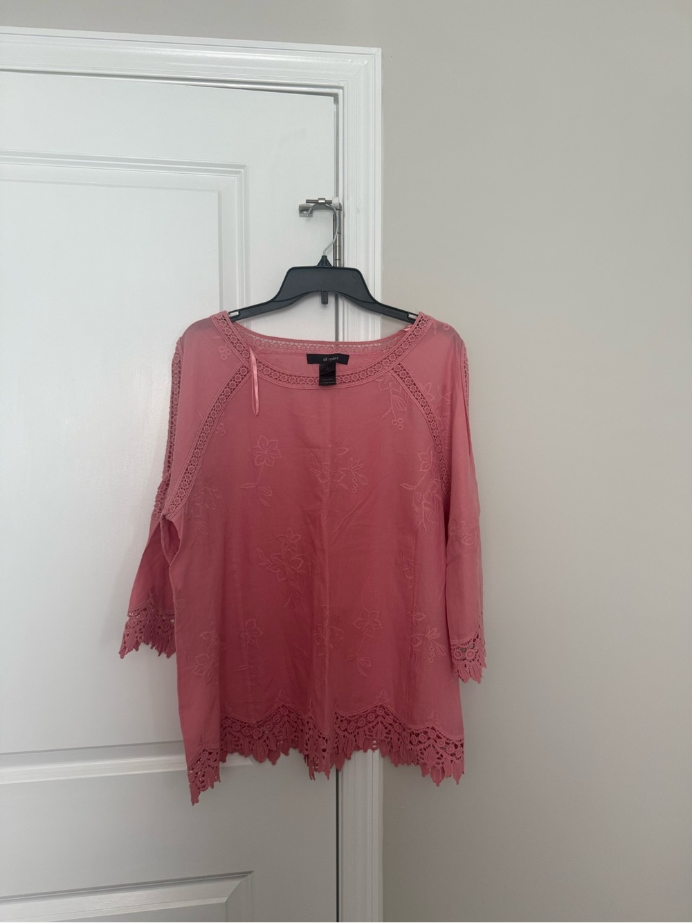 Westbound Rose Pink Crochet-Trim Embroidered Blouse